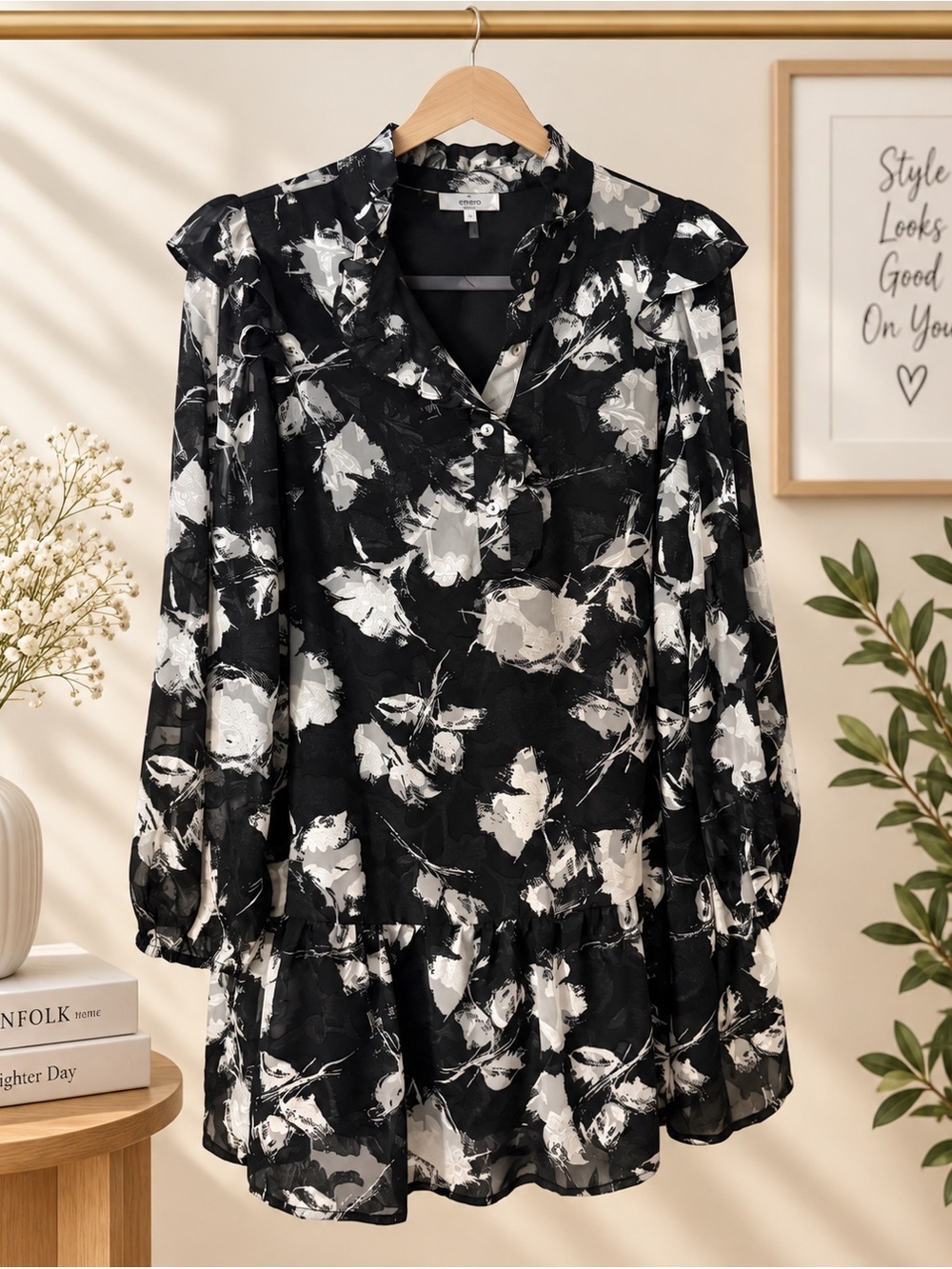 ENTRO Black & White Floral Ruffle Long-Sleeve Dress